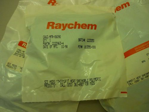 Lot of 2 ** new raychem shrink boot 222d963-4, 90 degree low profile lipped boot