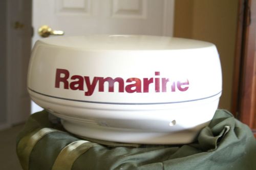 Raymarine/ratheon pathfinder radar scanner 2kw 18 inch 24nm m92650