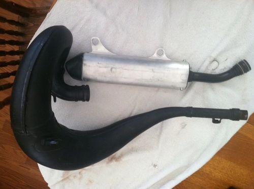 Pipe and muffler from 2006 suzuki rm250