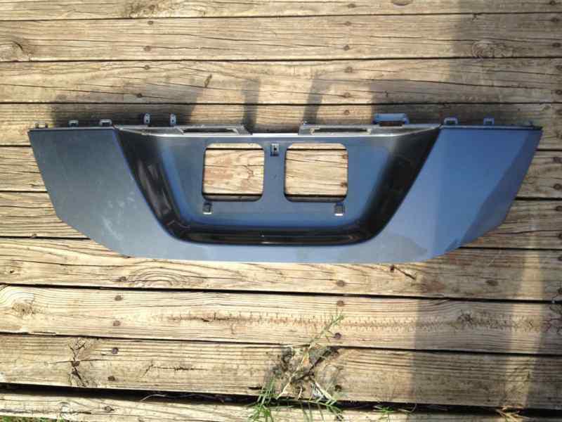 Honda odyssey licence plate holder / shell / trim/ panel oem 2005 2006 2007 2008