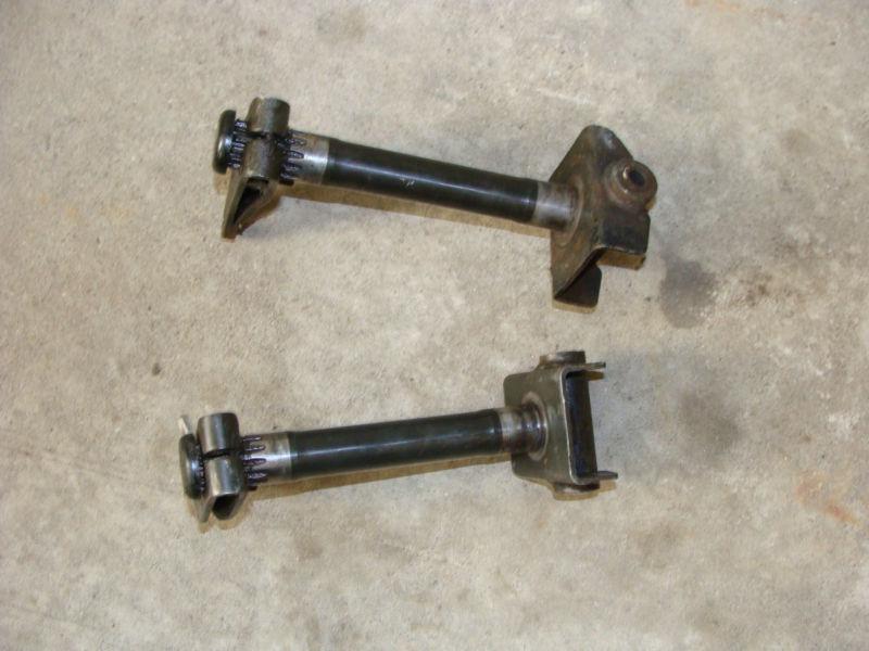 Yamaha srx trailing arm ski spindles snowmobile 700 600 vmax legs turning 