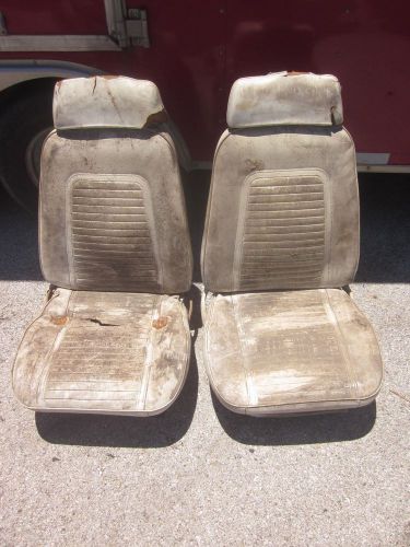 Chevy camaro bucket seats 1969 ss rs z28 firebird 327 350 400 j4413