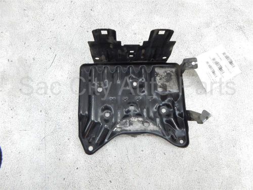 02-06 nissan altima 04-07 maxima battery mounting bracket 64860-8j000