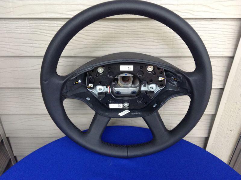 Black leather mercedes benz oem s550 steering wheel 2007 2008 2009 very nice 