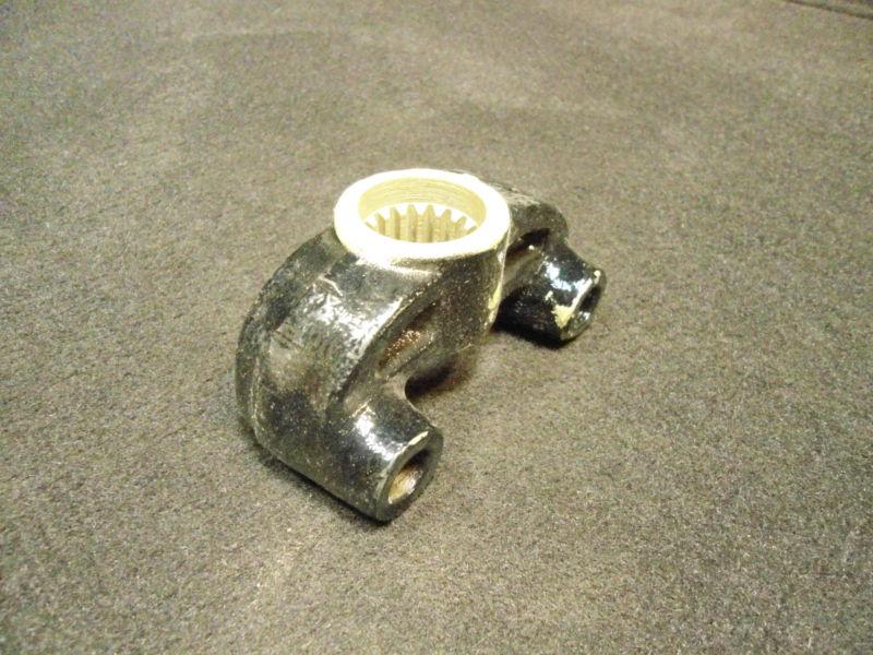 #73984t bottom yoke 1973-80/82-83/85 80-150hp mercury/mariner outboard boat part