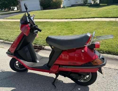 1986 honda elite 80 moped scooter