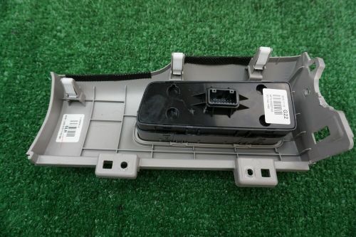 2016 hyundai tucson control switch with panel oem (93710-d3220) (84780-d3000)