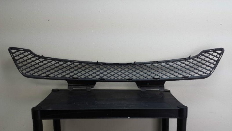 Oem mercedes 2004-2011 w164 ml350 front bumper under grille cover a1648854123