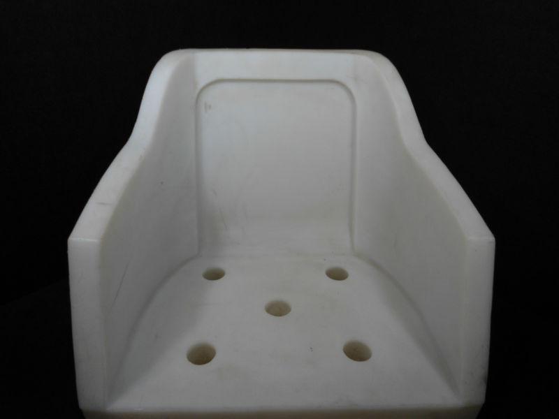  generic helmsman seat with out cushions 19"x22"15" stock #ks-56