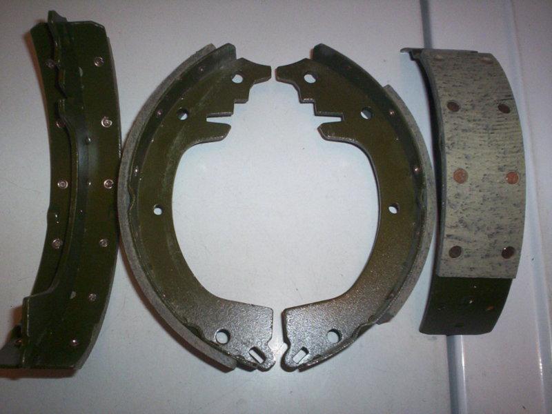 New 51-54 henry j, 47-55 willys & jeep brake shoes. 1 axle set 4 shoes