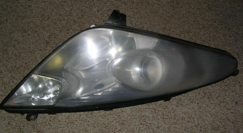 2000 oem toyota celica gt & gts headlight. passengers side 7th gen.