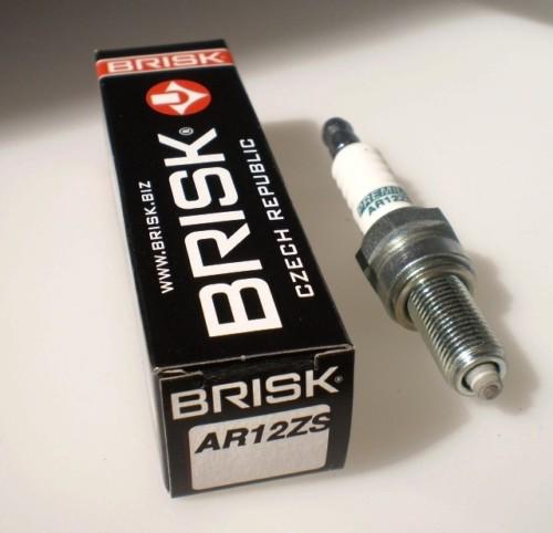 ►1x brisk ar12zs spark plug honda cbr125 r cr125r cr125=cr8eia,cr8eia-9,cr8eh-9