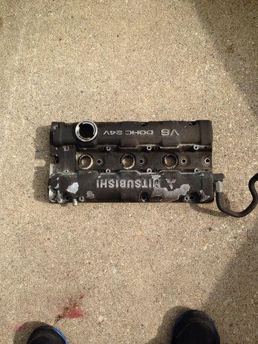 3000gt stealth oem front valve cover 