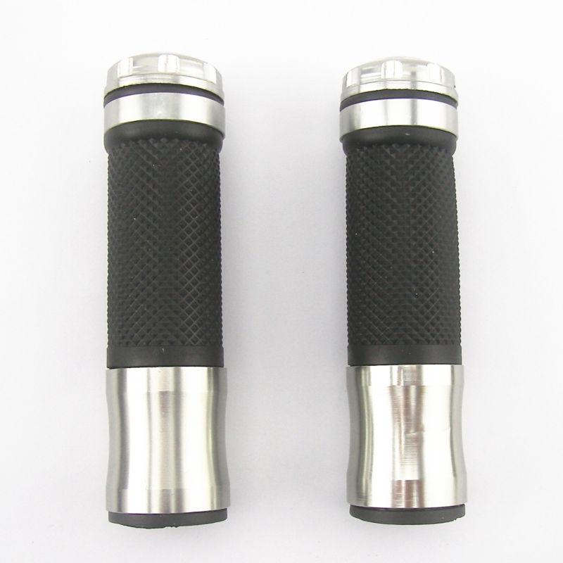 2 pcs new silve aluminum rubber hand grips 7/8" handlebar for suzuki motorcycle