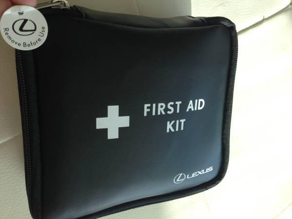  lexus first aid kit - brand new 