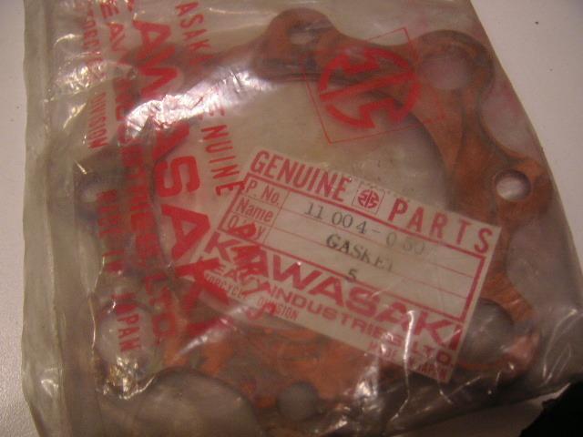 Head gasket   f11 f11m  11004-050   kawasaki nos