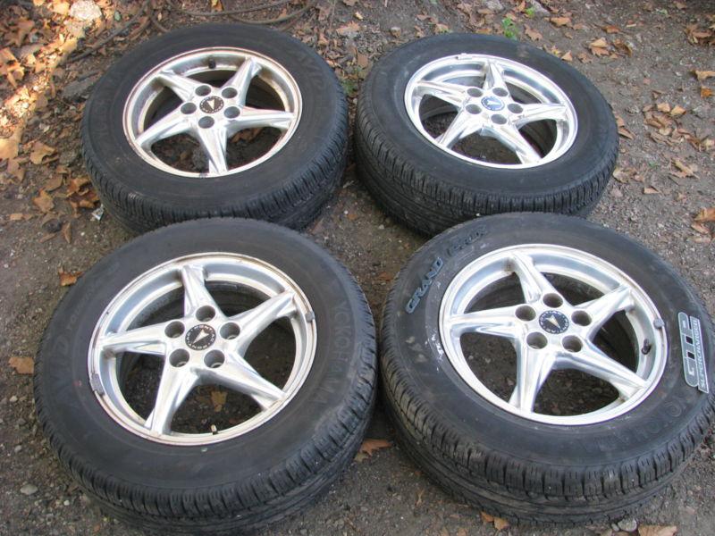 1999 grand prix wheels and tires. 225/60/16