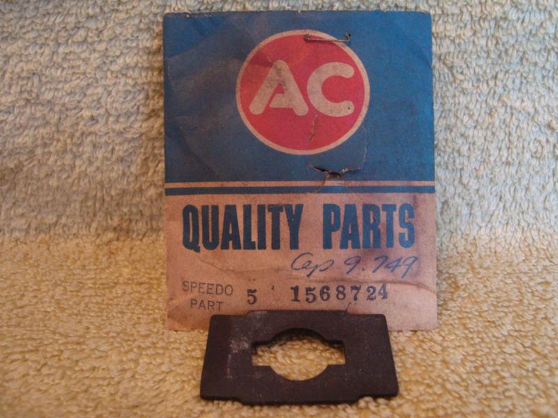 Nos 1958-68 chevy corvette camaro tach drive & speedo case gasket gm # 1568724