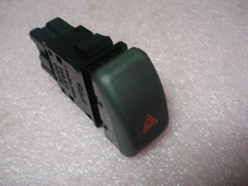 98 99 00 01 02 03 04 infiniti i30 hazard warning switch oem