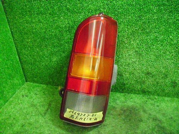 Suzuki every 2001 rear right combination lamp [4715500]