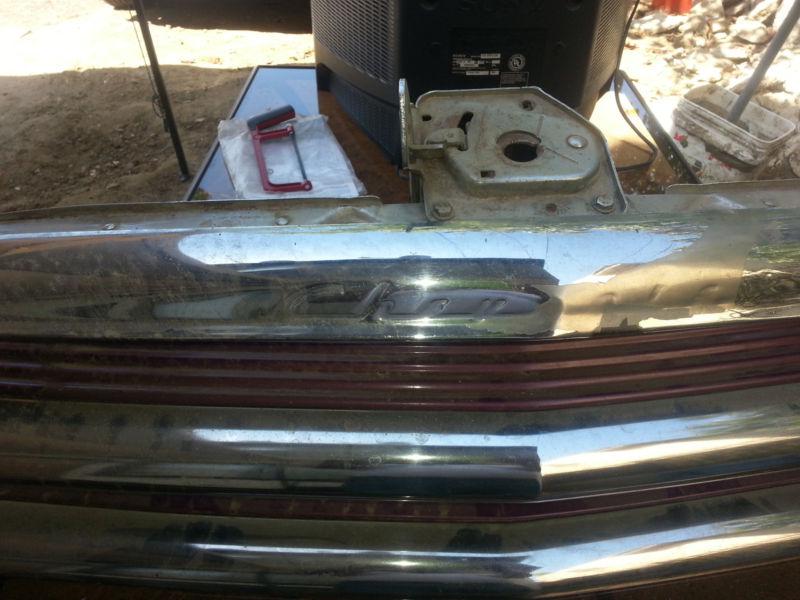  52 chevy fleetline styleline center grille 