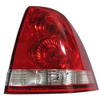 04-07 malibu maxx tail light brake lamp assembly rear passenger side right rh