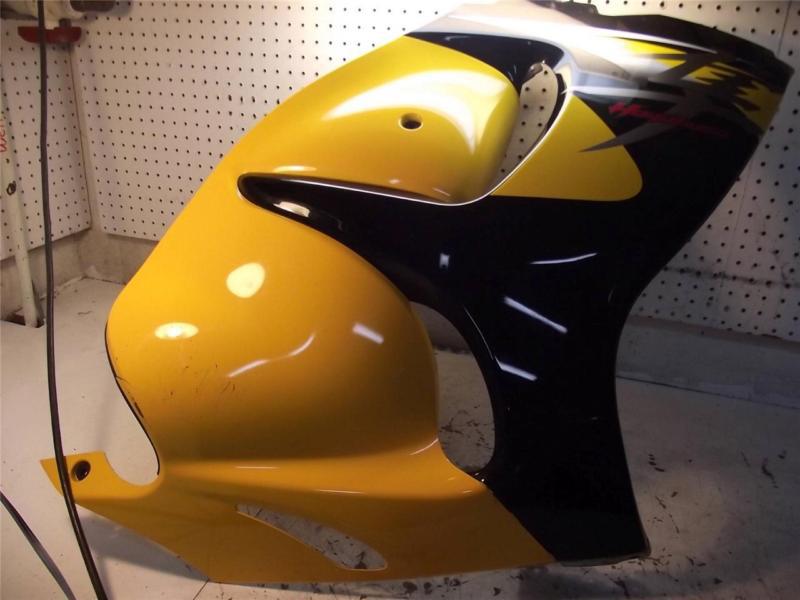 2013 suzuki hayabusa right side lower fairing oem body work