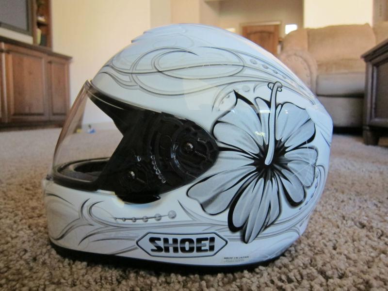 Shoei qwest goddess helmet tc-6 small white, excellent condition 