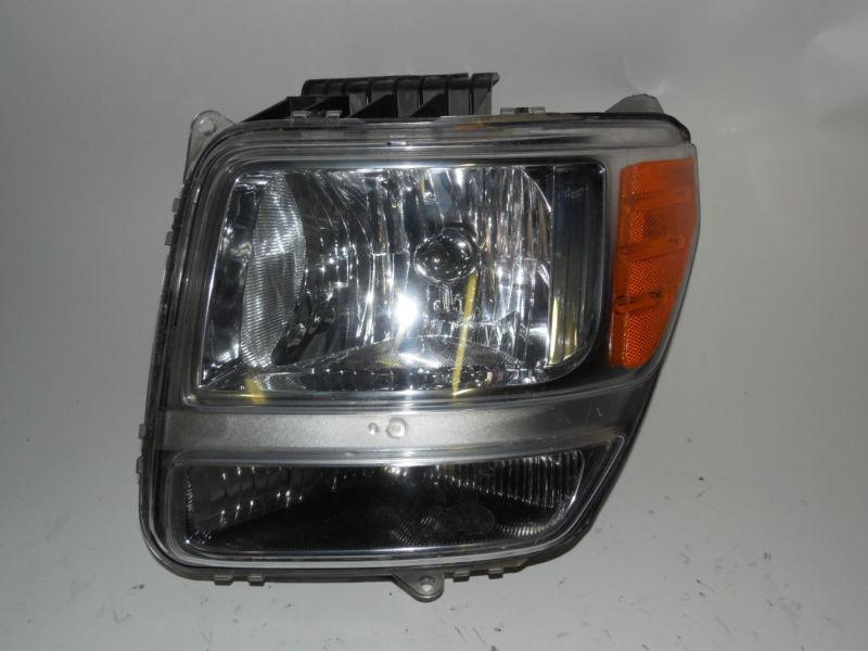 07 08 09 2010 2011 dodge nitro oem left headlight nice! 