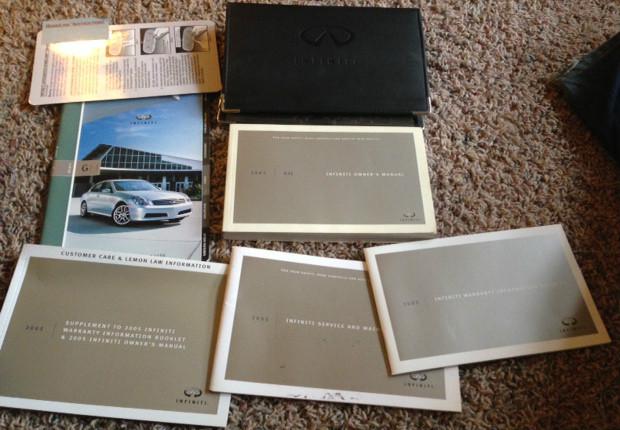 Factory oem 2005 infinity g35 owner's manual book set with case