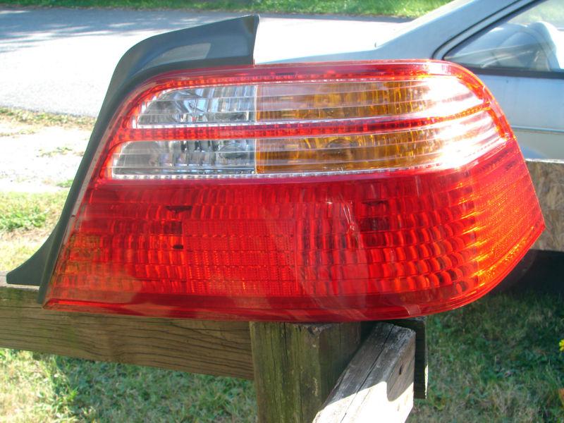 1999 00 01 02 acura rl tail light rh