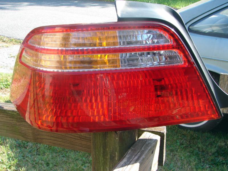 1999 00 01 02 acura rl tail light lh