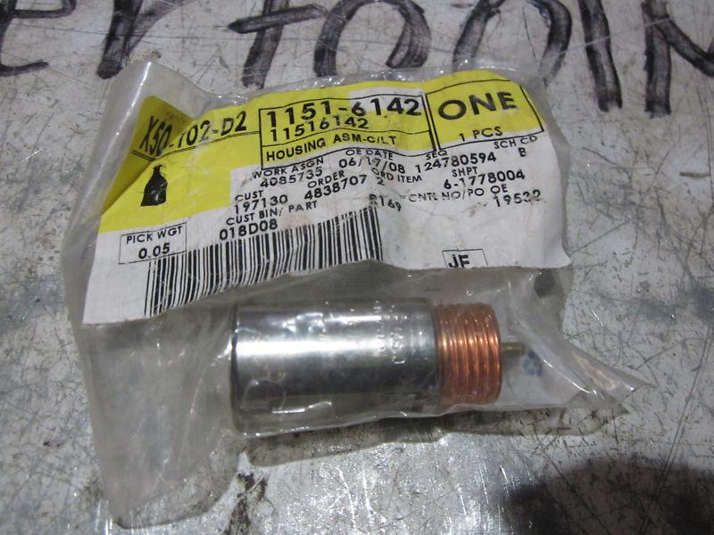 Gm oem part 11516142 cigar lighter receptacle housing assembly (a31 bin 17)