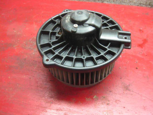 05 06 07 04 02 03 suzuki aerio oem heat ac blower motor