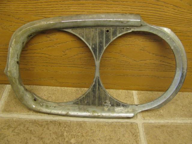 1964 pontiac headlight bezel 9773984 64 head light part