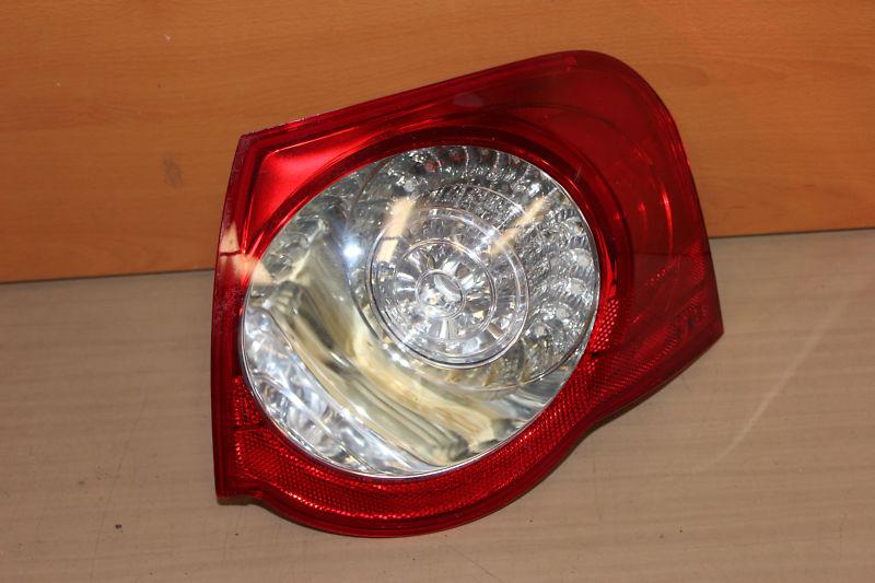 07 08 09 10 2010 vw volkswagen passat sw taillight light genuine factory led r