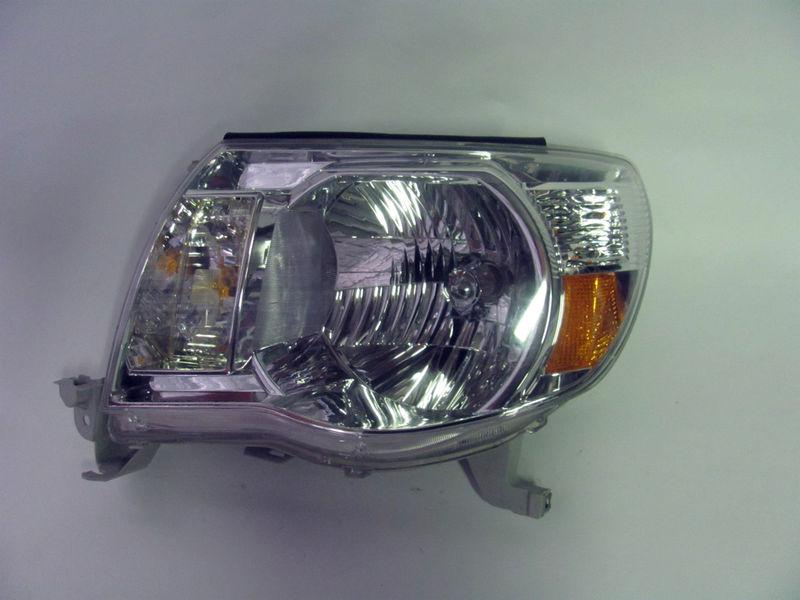 05 06 07 08 09 2010 2011 toyota tacoma left headlight nice!