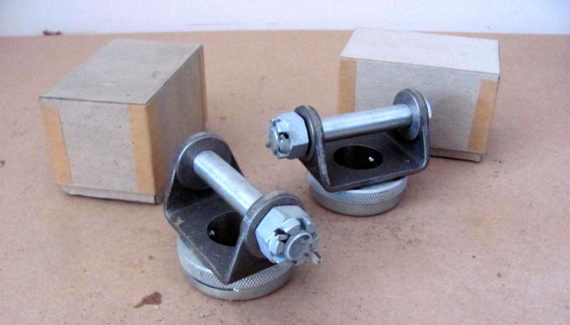 Wwii type a-3 .50 caliber trunnion mounts -2ea nos!