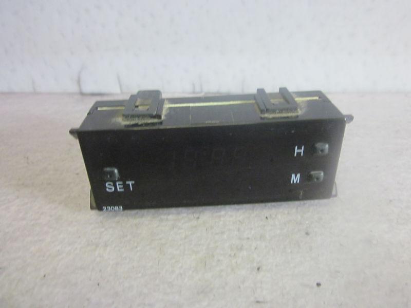 1997-2002 mitsubishi montero dash digital clock oem *p48