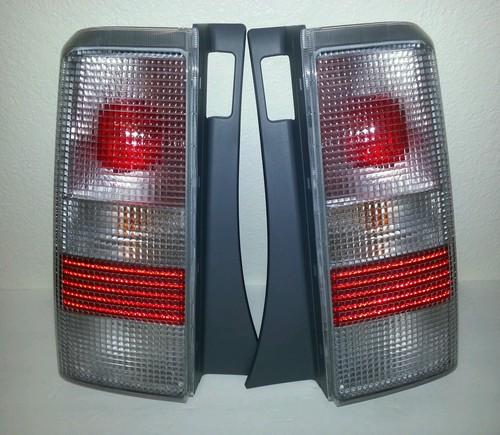 Scion xb 04-06 r/l tail lights gray housing