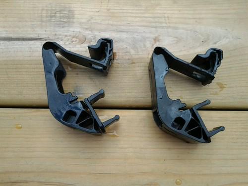 Bmw e38 740i 740il 99-01 e39 99-03 540i 4.4 upper radiator mounts 17111737709