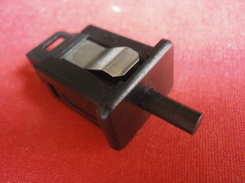 Oem bmw e38 e36 e65 e66 e39 540i 740il glove box light switch 1388277