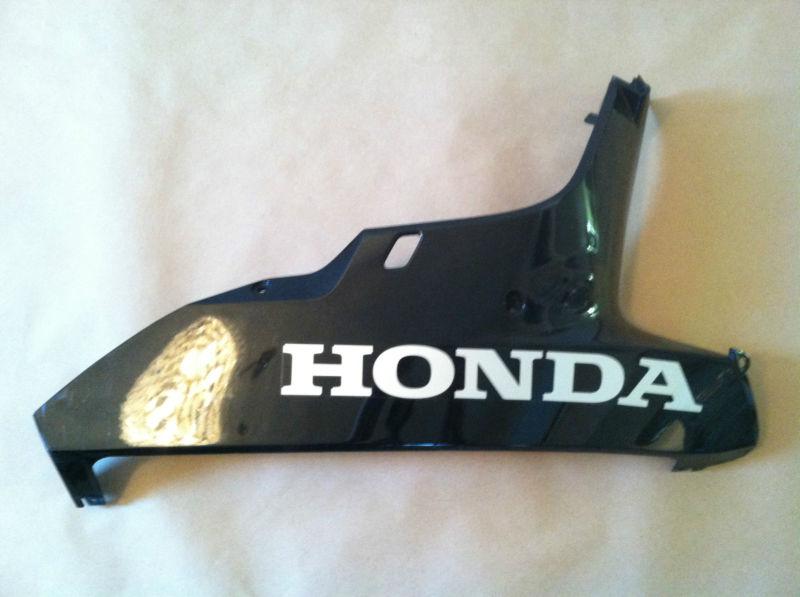 2006 2007 06 07 honda cbr1000rr cbr right lower fairing plastic