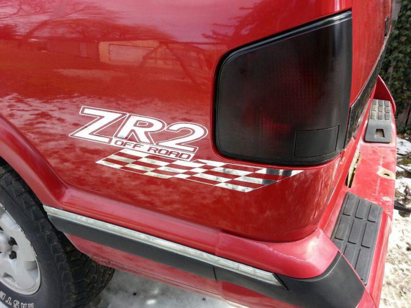 Zr2 off road bedside/window vinyl decal sticker choose color s10 zr-2 4x4 chevy