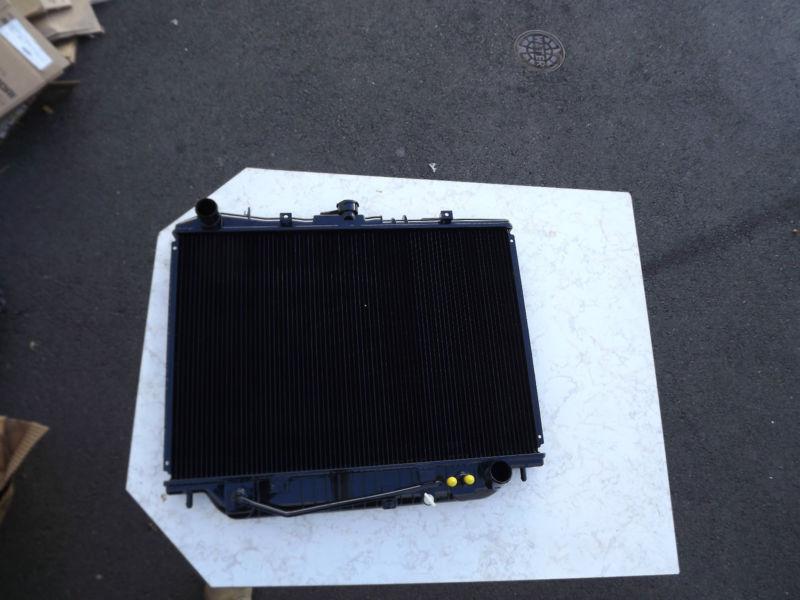 Oem isuzu radiator 8-97084-923-2 will fit honda passport 