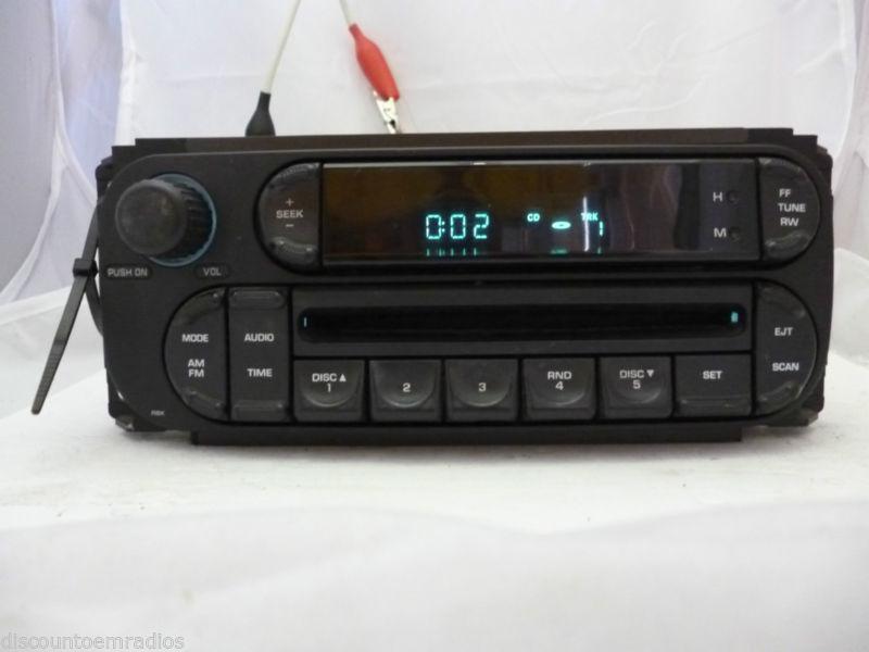 02-07 dodge chrysler jeep radio cd player factory oem  p05091506ad *