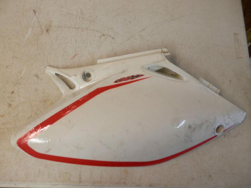 2003 honda crf450r  left & right side covers  