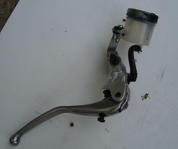 Aprilia rsvr brembo front brake master cylinder with reservoir and lever