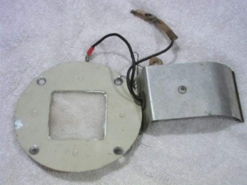 Cessna 337 courtesy wing light assy w/plate, lamp,shield, socket