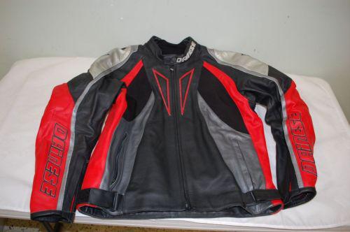 Men's size 52 red and black leather dainese racing jacket 